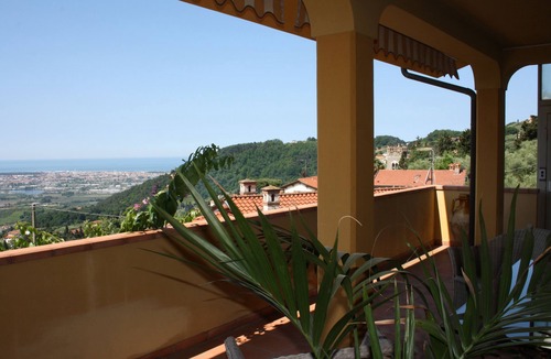 Corsanico-Bargecchia Apartment | La "small" Volpaia: fantastic sea view on the Tuscan coast