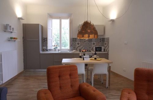Lucca Historical Center Apartment | LA TERRAZZA – Wifi, amazing location and terrace!