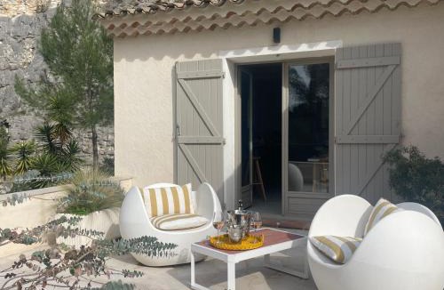 Les Maillans Villa | La villa des Carriers- maison avec piscine proche mer