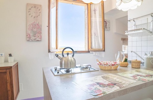 San Quirico d'Orcia Apartment | La Violetta, San Quirico esperienza Toscana