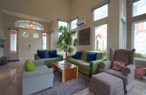 Carita Villa | LaGita Carita Villa