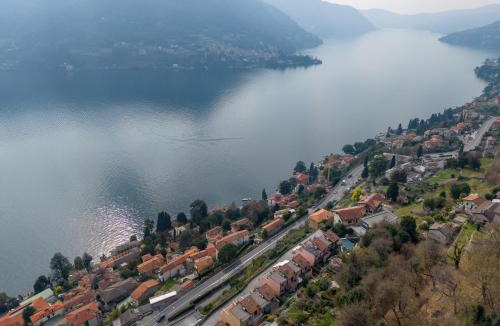 Carate Urio Villa | Lake Como View 3BR Regina 35