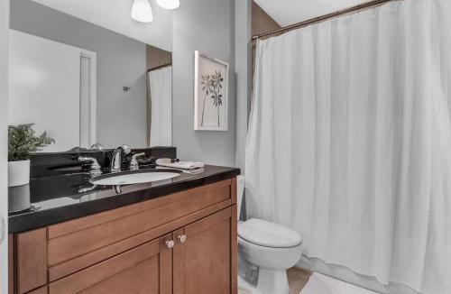 South Eola Apartment | Lake Eola Thornton Park Modern 2Bed 2Bath Secure Parking