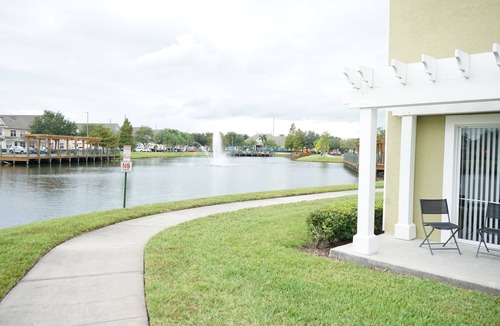 Venetian Bay Villages House | Lake Front Authentic Disney Collection Edition 4 Bedroom Townhome