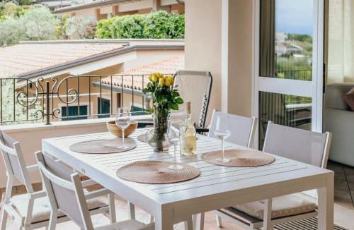 Manerba del Garda Apartment | Lake Garda infinity pool 2 bedrooms fantastic lake view