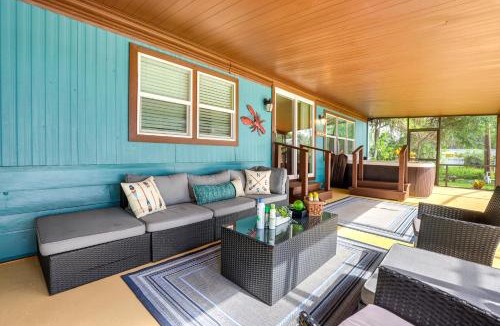 Edgewood House | Lakefront Home with Hot Tub and Dock in Orlando!
