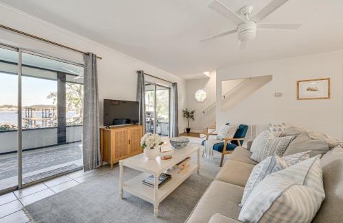 Clermont House | Lakefront Retreat with Kayaks and Fire Pit in Clermont