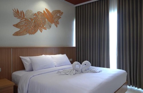 Karawang Hotel | Lakeside TELL Cikarang