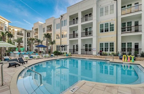 College Park Apartment | Landing at The Princeton at College Park - 2 Bedrooms in College Park