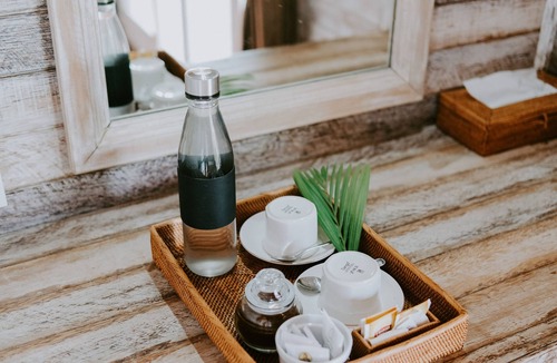 Mushroom Bay Hotel | Lanussa Hill Villa
