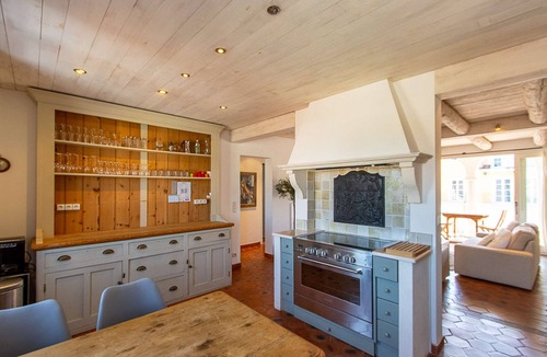 Port Grimaud Apartment | Large 4-room apartment in Port Grimaud - A/C WIFI- next to beach and center