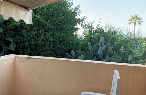 Cannes La Bocca Apartment | LARGE APARTMENT WITH SEA VIEW. Nice pool, elevator, terrace.proximity 🏖️