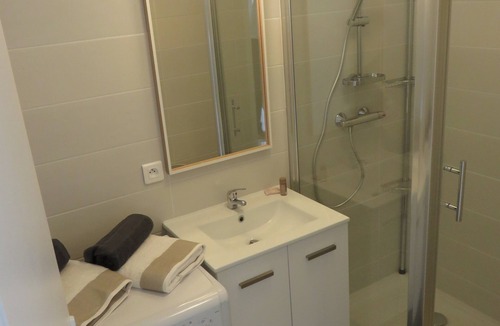 Liberation Apartment | LARGE MODERN STUDIO WITH LARGE TERRACE, RELEASE AREA
