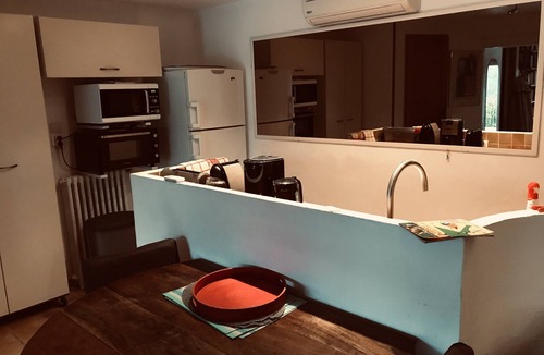 Vence House | Large salted swimming pool heated from May to September for 4 people