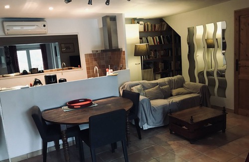 Vence House | Large salted swimming pool heated from May to September for 4 people
