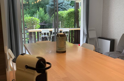Barcelonnette Apartment | Large studio 4/6 people south facing balcony terrace garden