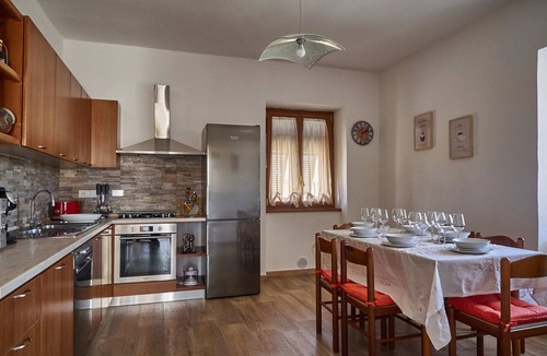 San Terenzo Monti House | LAST MINUTE OFFER- Exclusive Villa, Pool, BBQ