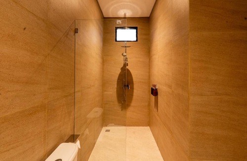 Babakan House | Laterra House