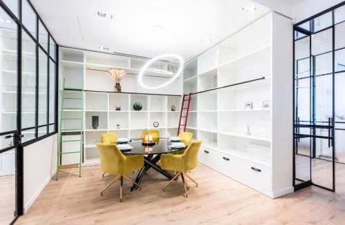 Cannes City Centre Apartment | Le 121 - LOFT design Rue d'Antibes