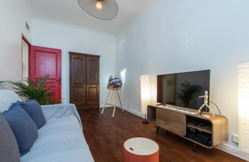 La Californie Apartment | LE 323 PROM - 2 chambres - AC - PARKING - tram et supermarché proches - Front de mer