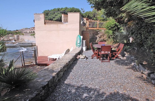 La Nartelle House | Le Bateau - 4 people - Feet in the water - Beach - Air conditioning - WiFi - Sainte Maxime