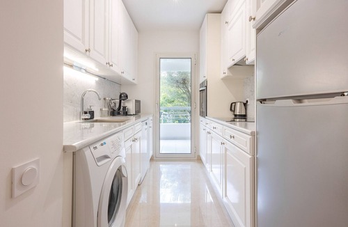 Cannes City Centre Apartment | Le Dolce Vita