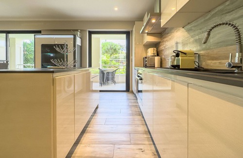 Prado - Republique Apartment | Le First