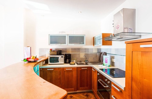 Les Baumettes Apartment | LE FLORIDE AP4156 by RIVIERA HOLIDAY HOMES