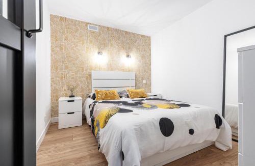 La Madeleine Apartment | Le Loft Magnan - AC- Prés mer - WIFI - Confort et moderne - Supermarchés et Tram proches