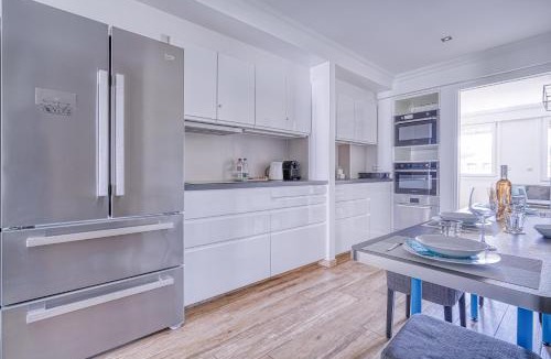 Prado - Republique Apartment | Le Marignan