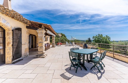 Tourrettes-sur-Loup House | Le Mas des Moulières - Vue montagne avec piscine