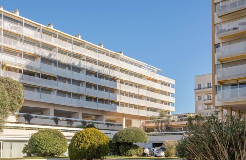 Sainte-Maxime City Centre Apartment | Le Palais de la Mer by Interhome