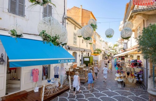 Sainte-Maxime City Centre Apartment | Le Palais de la Mer by Interhome