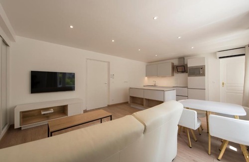 Sainte-Maxime City Centre Apartment | Le Palais de la Mer