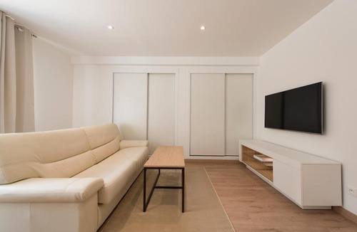 Sainte-Maxime City Centre Apartment | Le Palais de la Mer