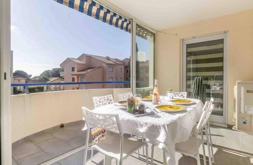 Boulouris-sur-Mer Apartment | Le Promethée by Interhome
