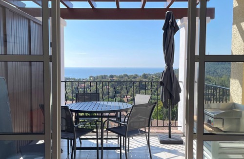 Cap Esterel Apartment | Le Refuge des Goélands * - Wonderful sea view, pool, air cond., parking, Wi-Fi