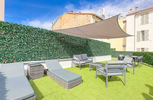 California - Pezou Apartment | Le Riviera