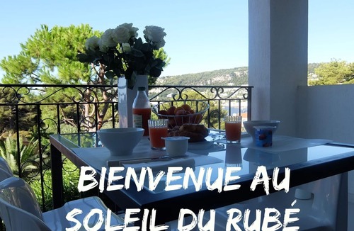 Villefranche-sur-Mer Apartment | 🌅LE SOLEIL DU RUBÉ, APARTEMENT HORS DU COMMUN, VUES MER, A 2 PAS DES VAGUES