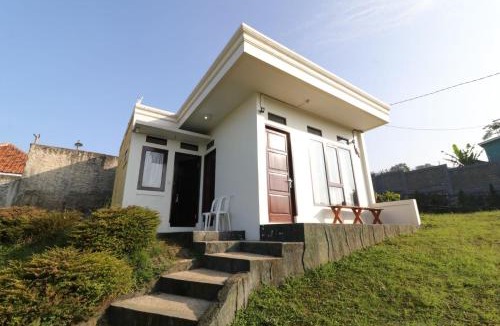 Parongpong House | Lembur Incu Syariah Villa & Resto