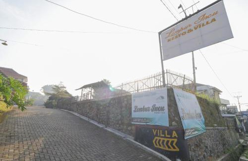 Parongpong House | Lembur Incu Syariah Villa & Resto