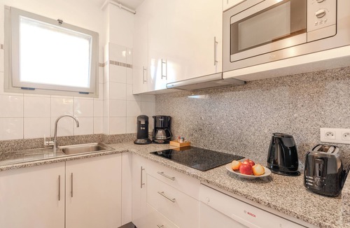 Antibes Apartment | Les 15 Pins & La Mer
