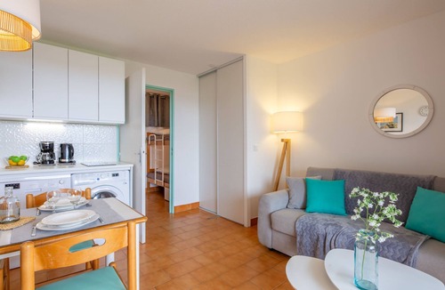 La Nartelle Apartment | Les Coteaux de la Nartelle by Interhome
