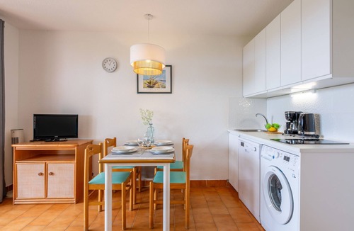 La Nartelle Apartment | Les Coteaux de la Nartelle by Interhome