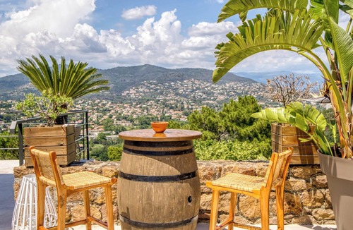 La Napoule House | Les Crêtes : Villa 4 chambres, piscine et vue mer, 5mn des plages