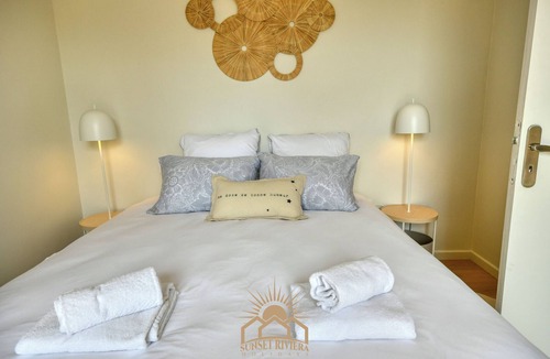 Le Plan-de-Grasse Villa | LES CYPRES Villa for10 By Sunset