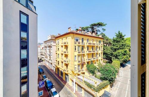 Carnot Apartment | Les Lucioles 8 - Luxury 1 - Bedroom Apartment