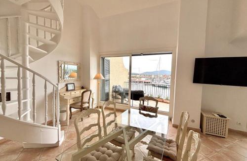 Port Cogolin Apartment | Les Tropéziennes - Chic Triplex Balcon Vue Marina