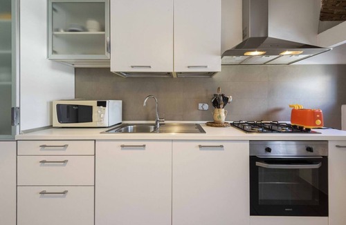 Santissima Annunziata Apartment | Libertà 3 bedrooms by MMega
