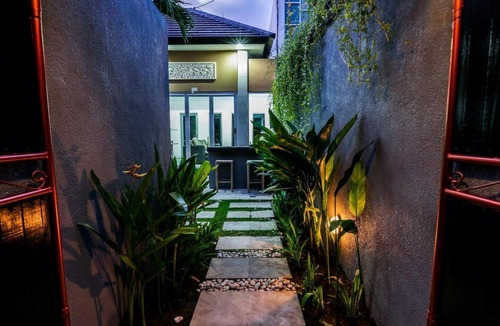 Kuta Villa | Lively 2BR Villa Situated In Legian! - 9Min Walk To Beach Walk Shopping Center!